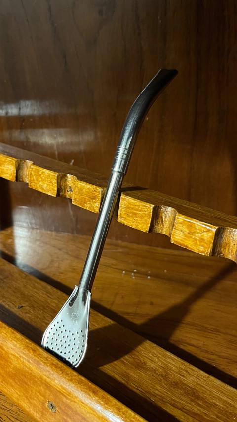 PICO DE LORO DE ACERO