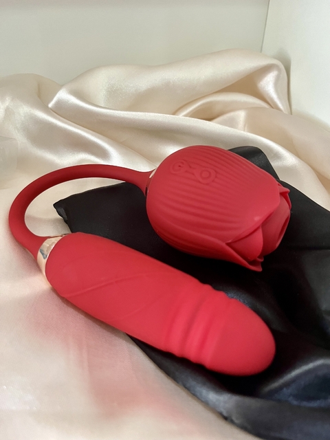 VIBRADOR DUPLO FLEXÍVEL FLOWER VAI E VEM VEM