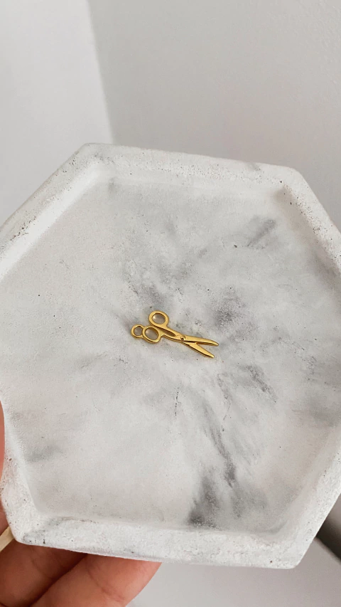 Pingente Tesoura / Cabeleireira