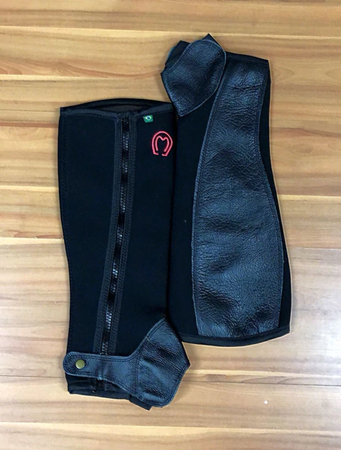 PERNEIRA NEOPRENE PROFISSIONAL MANGALARGA PRETA COM ZÍPER