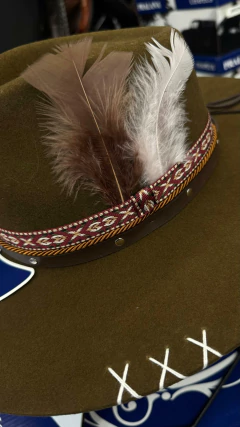 CHAPÉU PRALANA CAMPO RAIZ ABA 8.5 RETA COM CAIXA na internet