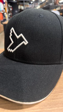 BONÉ THANKFIELD PRETO E BRANCO COM LOGO FRONTAL - comprar online