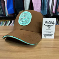 BONÉ FARM BULLS BULL FIGHTERS MARROM COM LOGO VERDE AGUÁ - comprar online