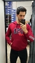 MOLETOM MASCULINO THANKFIELD VERMELHO COM CAPUZ USA FRONTAL - SELARIA GUIMARÃES