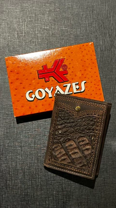 CARTEIRA GOYAZES COURO DALLAS CAFE BARRIGA JACARE C-2334 - comprar online