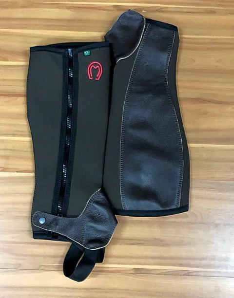 PERNEIRA NEOPRENE PROFISSIONAL MANGALARGA MARROM COM ZÍPER