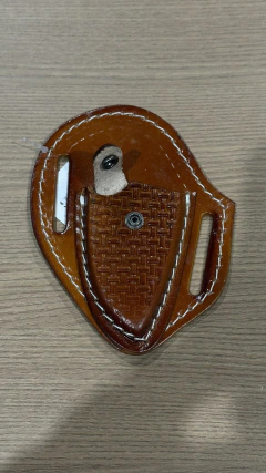 FACA UNHA DE ONÇA COM BAINHA DE COURO SUPORTE PARA CINTO - SELARIA GUIMARÃES - MAIOR LOJA COUNTRY DE MINAS GERAIS, ENTRE AS MAIORES DO MUNDO!