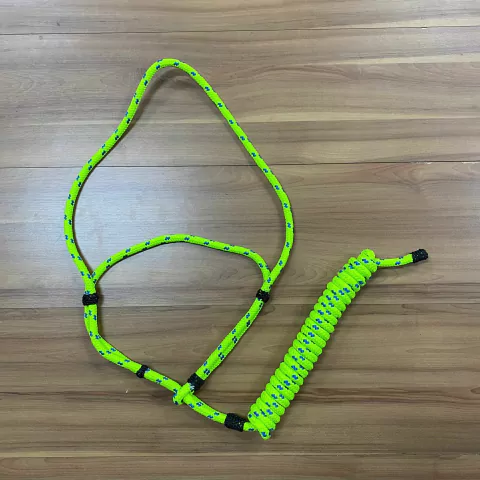 CABRESTO PROFISSIONAL DE CORDA COM CABO REFORÇADO VERDE NEON