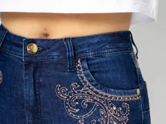 CALÇA OX HORNS FEMININA BLUE AMACIADO C/ BORDADOS PEDRARIAS - comprar online