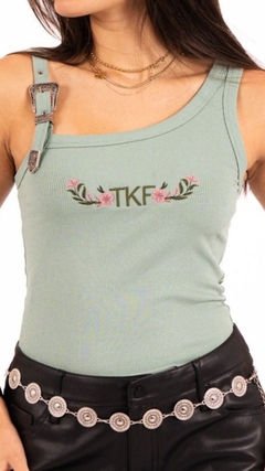 T-SHIRT REGATA FEMININA THANKFIELD 1 FIVELA BORDADA VERDE na internet