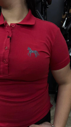 CAMISA GOLA POLO TASSA FEMININA VERMELHA - SELARIA GUIMARÃES