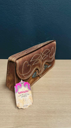 BOLSA FEMININA GOYAZES COURO LEGÍTIMO DALLAS TERRA - comprar online