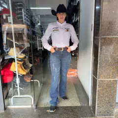 CAMISETE RADADE FAST BULL BRAND FEMININA BRANCA - comprar online