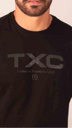 CAMISA TXC MASCULINA REGULAR MALHA PENTEADA ESTAMPADA PRETO - SELARIA GUIMARÃES