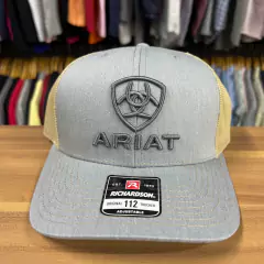 BONÉ ARIAT RICHARDSON IMPORTADO ORIGINAL CINZA LOGO FRONTAL na internet