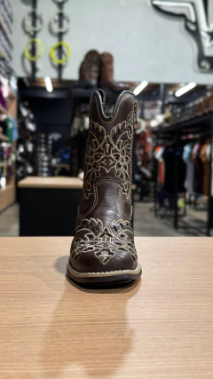 BOTA TEXANA INFANTIL CANO FLORAL COM PEDRAS DOURADAS na internet