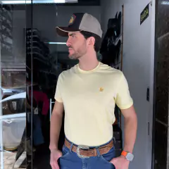 CAMISA THANKFIELD MASCULINA BÁSICA AMARELO na internet