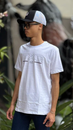 CAMISETA TXC MASCULINA REGULAR FIT EXTRA ESTAMPADA BRANCA - comprar online
