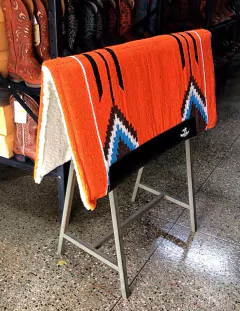 MANTA NAVAJO COMBAT LARANJA/PRETO/BRANCO BOOTS HORSE 30X32 - comprar online