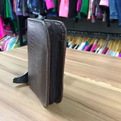 CARTEIRA MARROM FEMININA DE COURO C/ ZÍPER VÁRIAS DIVISÓRIAS - comprar online