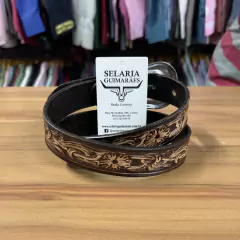 CINTO INFANTIL UNISSEX COURO REBAIXADO DETALHE FLORES CAFÉ - loja online