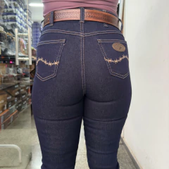 CALÇA COUNTRY FEMININA BOOT CUT AMACIADO ARAME NO BOLSO - SELARIA GUIMARÃES