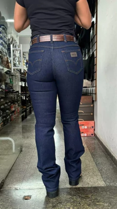 CALÇA FEMININA PURA RAÇA RETA COM LYCRA CÓS ALTO AMACIADO na internet