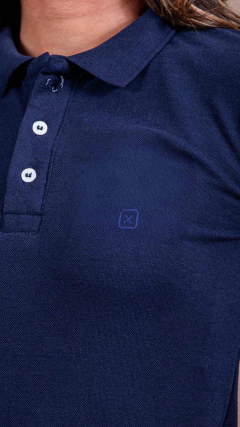 CAMISA GOLA POLO TXC FEMININA CUSTOM SLIM BORDADA MARINHO - SELARIA GUIMARÃES