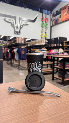 KIT PARA TERERÉ COPO PRETO COM TAMPA E BOMBA DU MINEIRO na internet