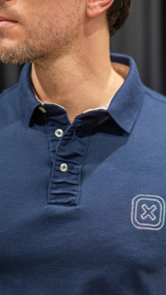 CAMISA GOLA POLO TXC MASCULINA REGULAR LOGO BORDADA MARINHO na internet