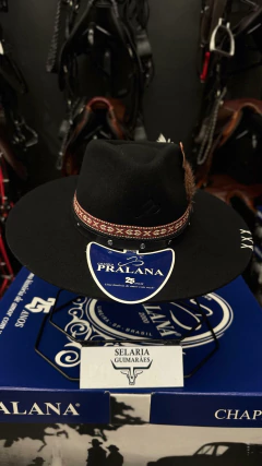 CHAPÉU PRALANA CAMPO RAIZ ABA 8.5 RETA PRETO COM CAIXA