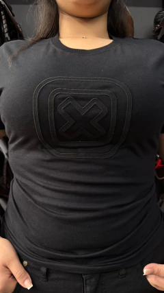 CAMISETA TXC SLIM FEMININA MALHA BORDADA PRETA - SELARIA GUIMARÃES