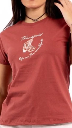 T-SHIRT BABY LOOK THANKFIELD FEMININA BORDADA TELHA na internet