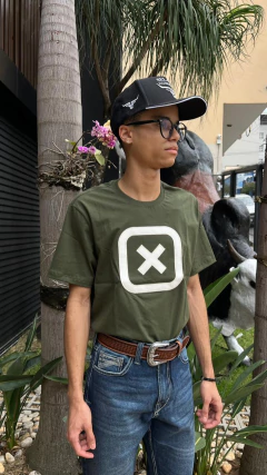 CAMISETA TXC MASCULINA REGULAR MALHA BORDADA VERDE MILITAR na internet