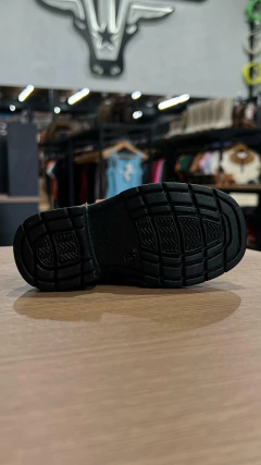 Imagem do TEXANA INFANTIL ZBOOTS BORDADA / FORRADA / SOLA MACIA ANTIDERRAPANTE CONHAQUE PRETO