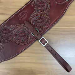 BARRIGUEIRA DE COURO TRASEIRA LARGA BORDADA BOOTS HORSE - loja online