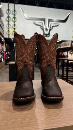 BOTA TEXANA FEMININA COURO LEGITIMO BORDADO MED DOG TERRA na internet