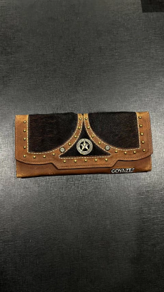 CARTEIRA GOYAZES COURO DALLAS FURTA COR PELO PRETO C-2518 - SELARIA GUIMARÃES