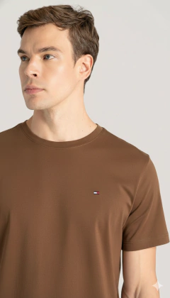 CAMISA MASCULINA MALHA TOMMY HILFIGER MARROM - comprar online