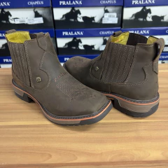 Imagem do BOTINA TEXANA ZEBU FLORÃO SOLADO ANTIMPACTO ULTRA LEVE GRAXO