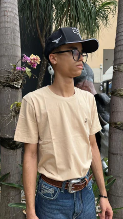 T-SHIRT PERMANENTE MASCULINA TASSA BÁSICA BEGE na internet