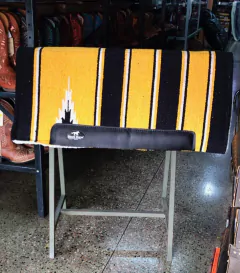 MANTA NAVAJO COMBAT PRETO/AMARELO/BRANCO BOOTS HORSE 30X32