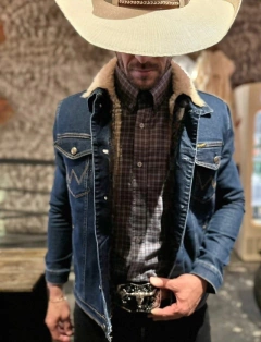 Jaqueta Jeans Masculina Retro Forro Interno Pelo - Wrangler - SELARIA GUIMARÃES