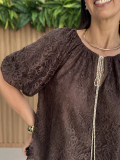Blusa-bata em renda | manga balonê - comprar online