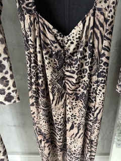 SALDO • Vestido tule longo | decote costas na internet