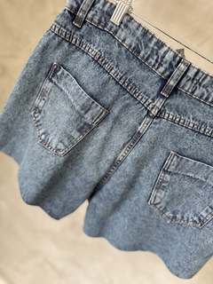 Shorts jeans | barra desfiada na internet