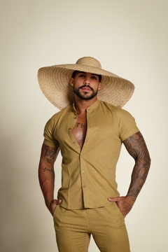 CAMISA DE LINHO MASCULINA CARAMELO na internet