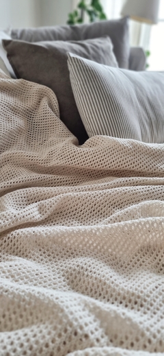 Manta o pie de cama RED en internet