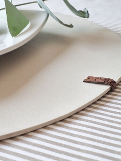 Pack individuales o Plato de sitio PVC x 4ud - comprar online