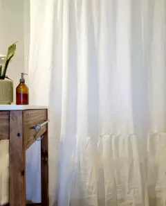 Imagen de Cortina para baño FLORENTINA en GASA 2x2